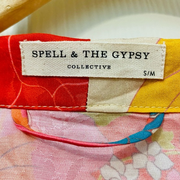 EUC Spell & the Gypsy Collective Chilli Tropicana Tyler Short Robe - Picture 14 of 16